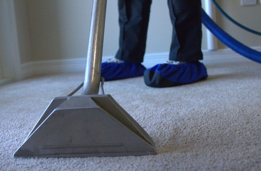illustrating the concept of wicking in carpet cleaning